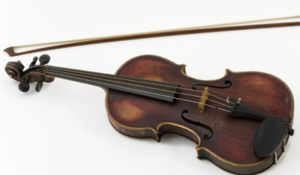 Der lange Weg einer Geige Der lange Weg einer Geige