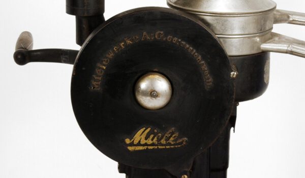 Schleudertrauma oder Traumschleuder Schleudertrauma oder Traumschleuder